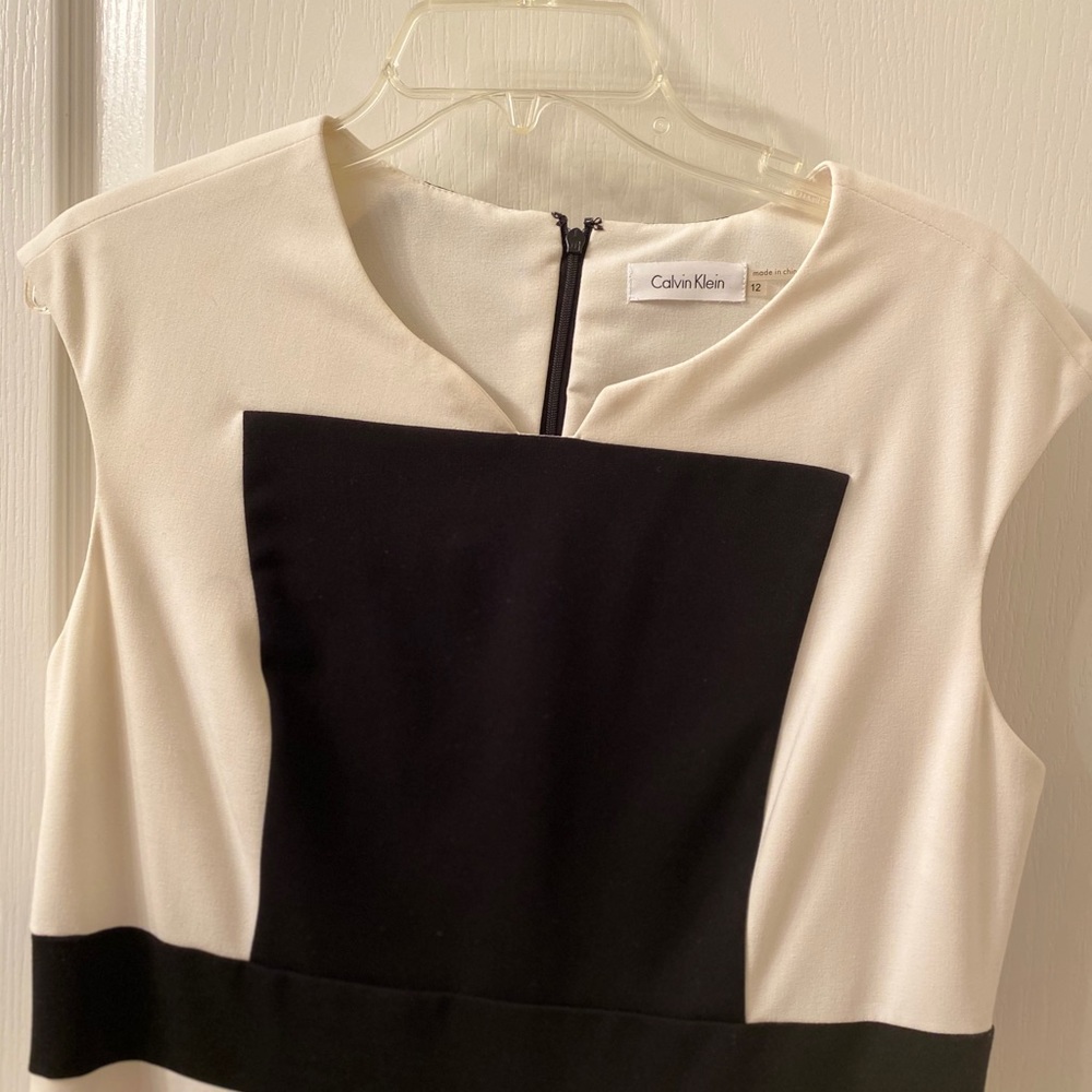 CALVIN KLEIN DRESS - Picture 6 of 7